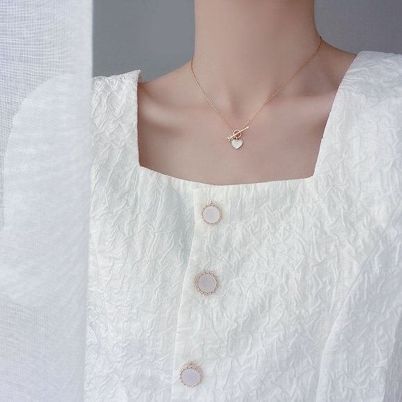 NEW 14K Gold Plated Love Heart Diamond Cupid Arrow Bar Circle Toggle Necklace - Picture 5 of 13